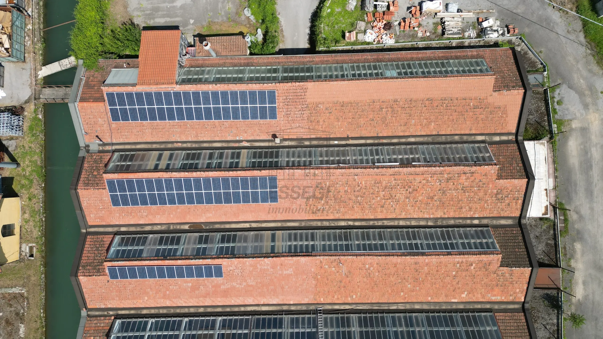 Immagine per Industriale in vendita a Lucca via Della Chiesa Di Saltocchio 171