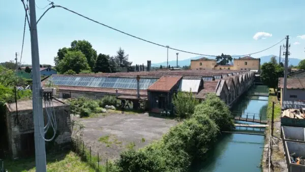 Immagine per Industriale in vendita a Lucca via Della Chiesa Di Saltocchio 171