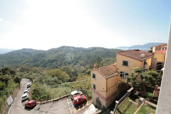Terratetto via Roma 80, Vezzano Ligure