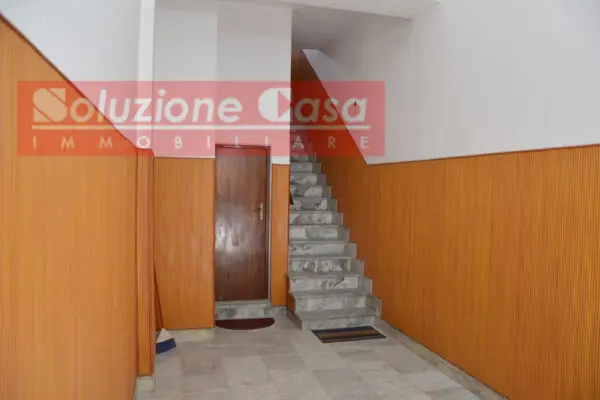 Casa Semindipendente via Omero 54, Canosa Di Puglia