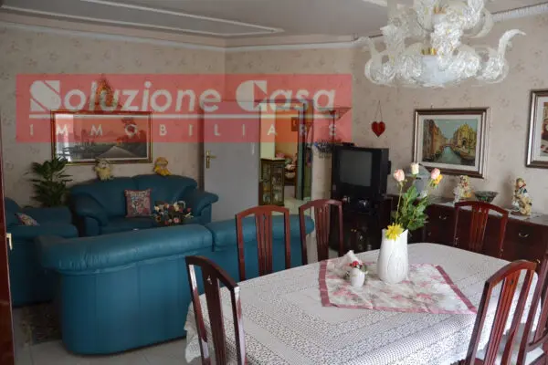Casa Semindipendente via Omero 54, Canosa Di Puglia