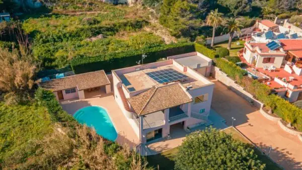 Villa via Dei Garofani Snc, Augusta