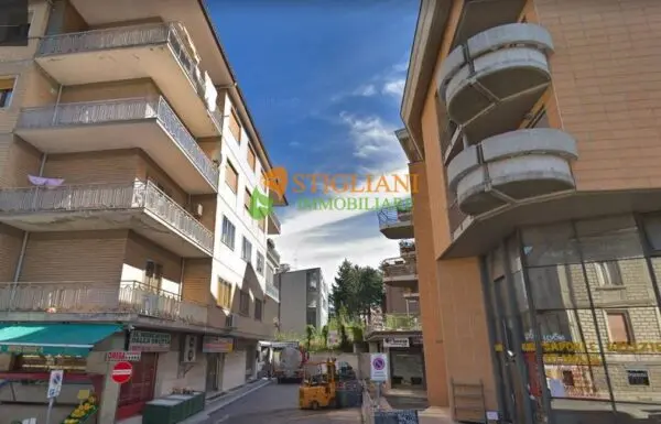 Locale Commerciale Trav. Via P. Di Piemonte, Campobasso