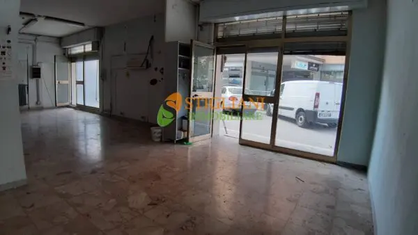 Locale Commerciale Trav. Via P. Di Piemonte, Campobasso