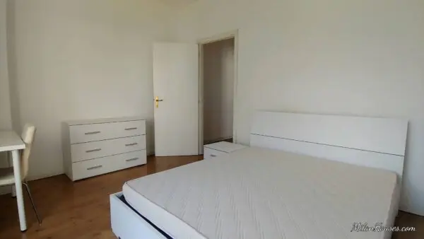 Appartamento via Andrea Maffei 8, Milano