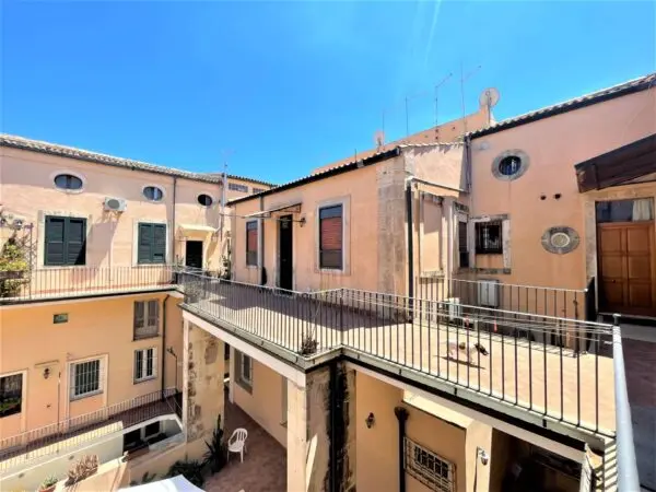 Appartamento via Malta, Siracusa