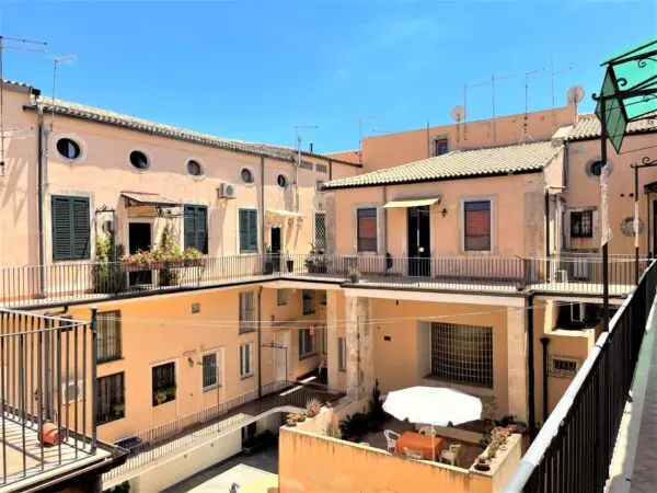 Appartamento via Malta, Siracusa