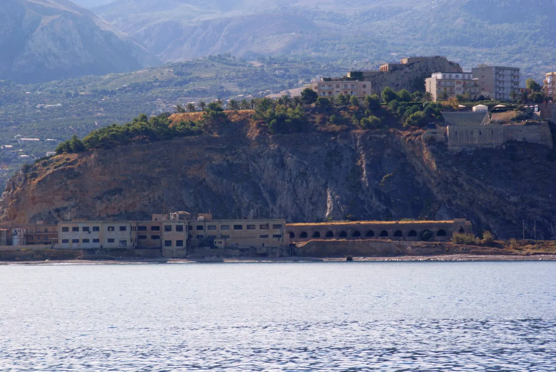 Immagine per Rustico/Casale in vendita a Termini Imerese via lungomolo snc