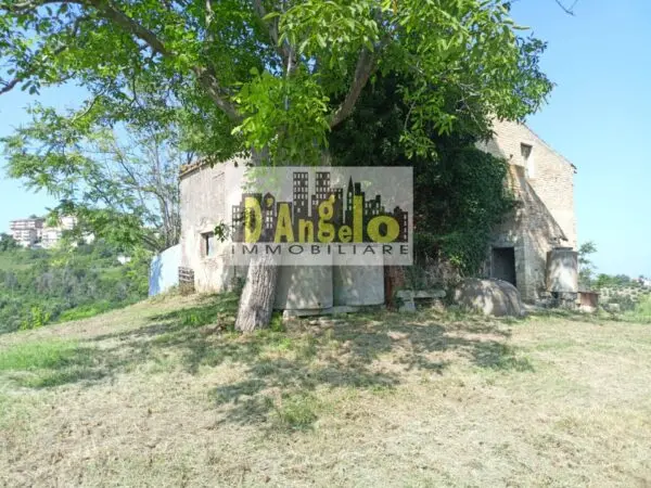 Casa Indipendente via Corneto, Carassai