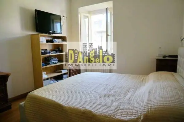 Casa Indipendente piazza Vallorani, Offida