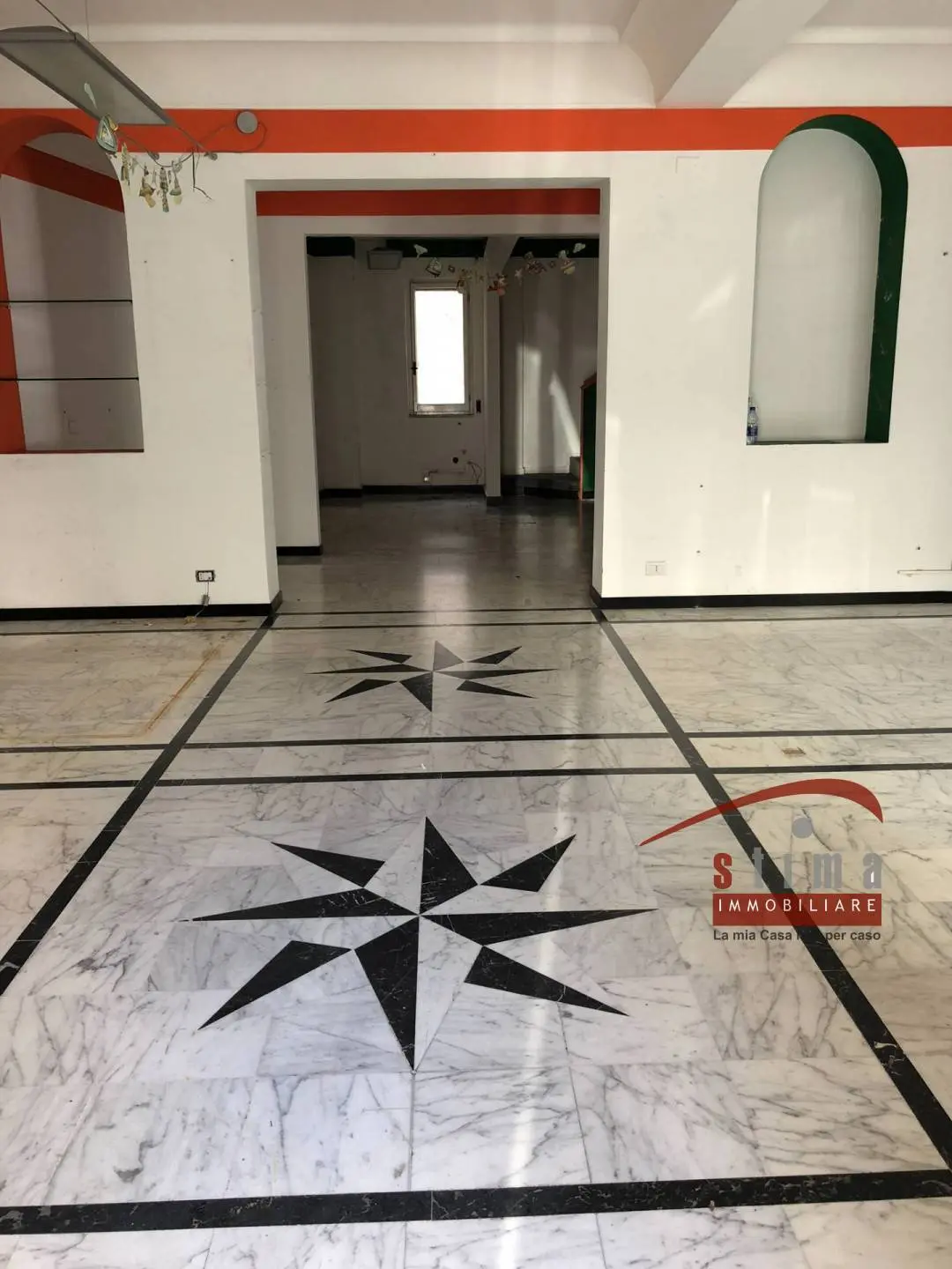 Immagine per Locale Commerciale in vendita a Siracusa tevere 45