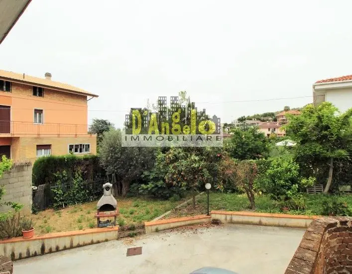 Immagine per Villetta a schiera in vendita a San Benedetto del Tronto Via Panoramica 9