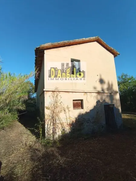 Casa Indipendente via Contrada Valentino, Offida