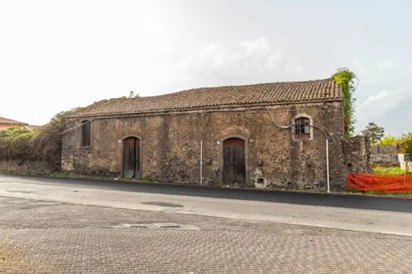 Rustico/Casale via Spirito Santo Snc, Aci Sant'Antonio