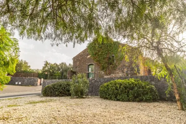 Rustico/Casale via Spirito Santo Snc, Aci Sant'Antonio