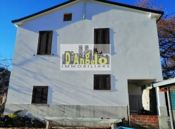 Casa Indipendente strada Radicina 53, Roccafluvione