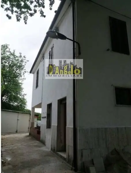 Casa Indipendente strada Radicina 53, Roccafluvione