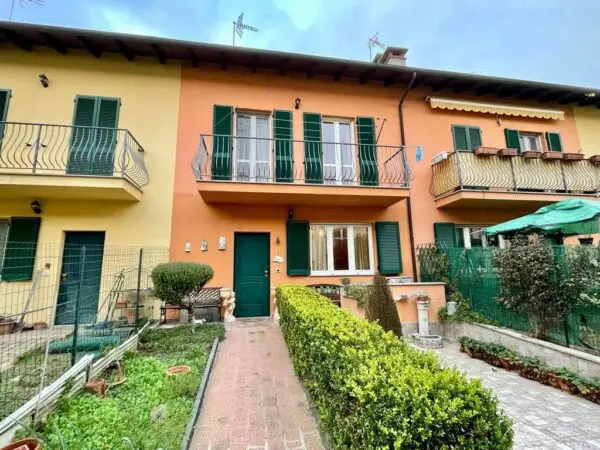 Villetta A Schiera via, Alessandria