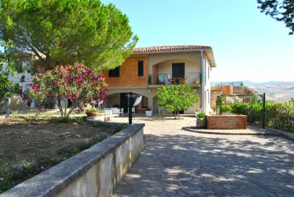 Villa via Contrada Portelle Snc, Gangi