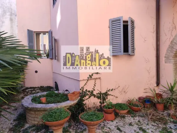 Casa Indipendente via San Francesco 13, Offida