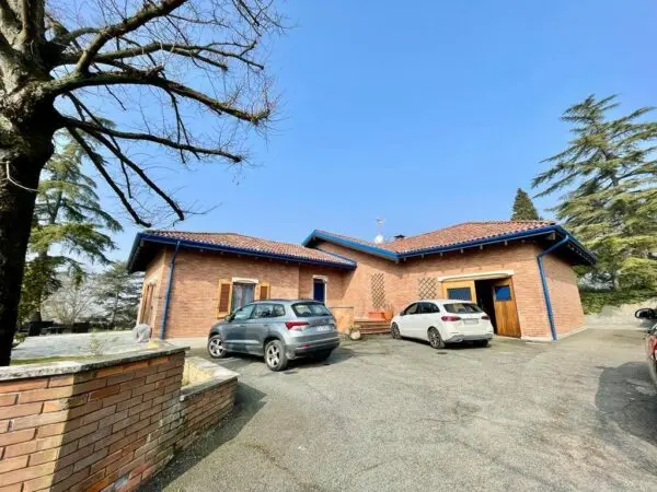 Villa via, Alessandria