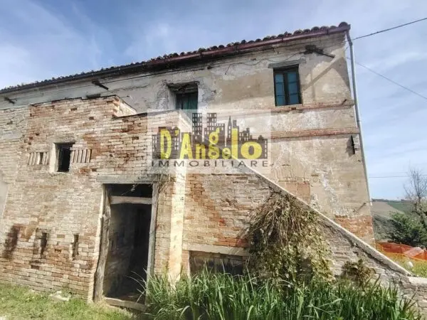 Rustico/Casale via Contrada Fiorano 22, Cossignano