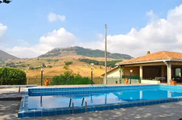 Villa via Contrada Portelle Snc, Gangi
