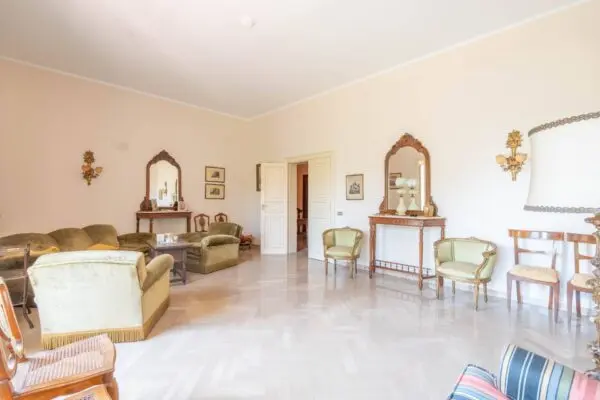 Villa via Marche 85, Galatina