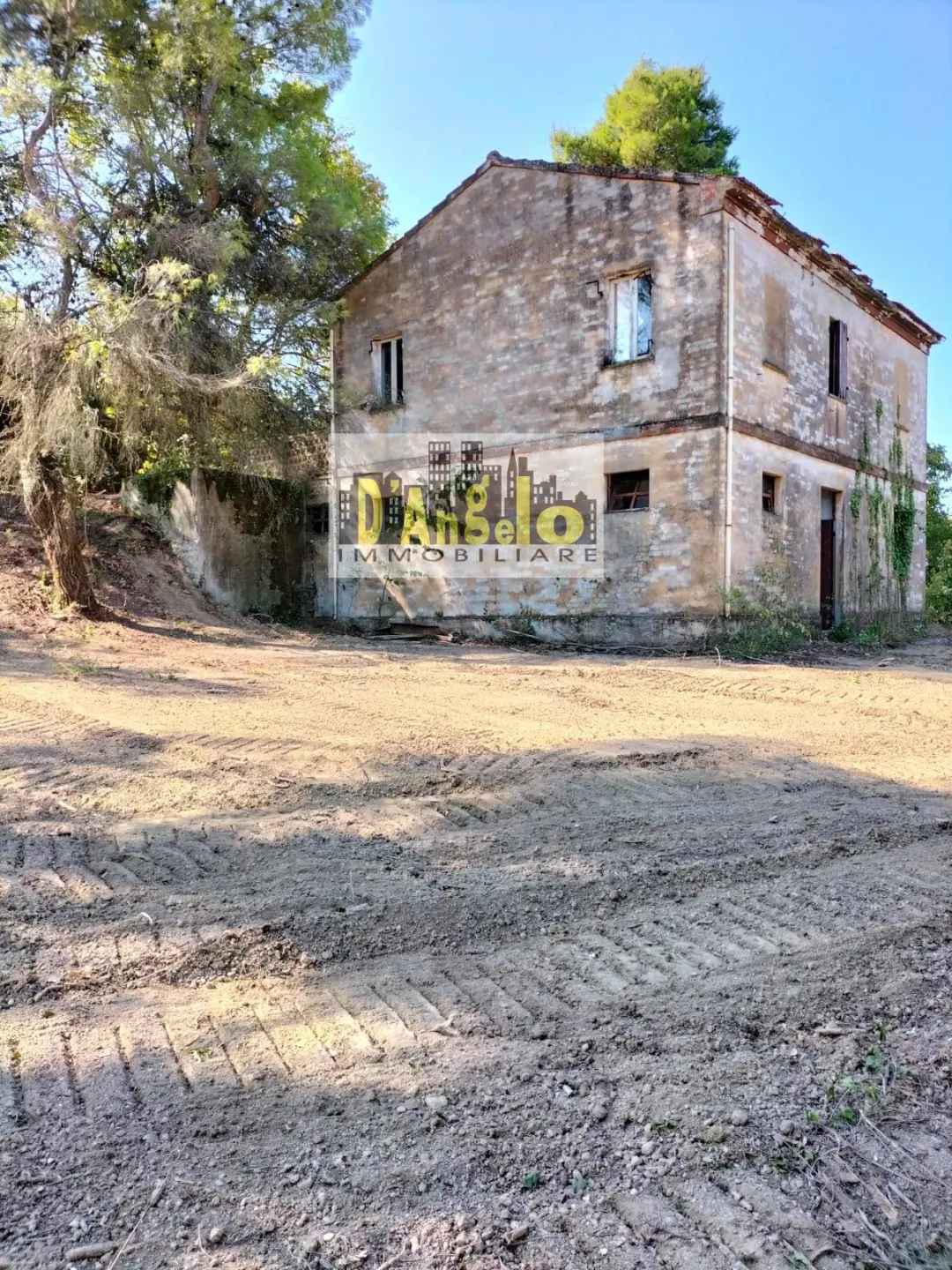 Immagine per Agriturismo in vendita a Montefiore dell'Aso Contrada Aso 94