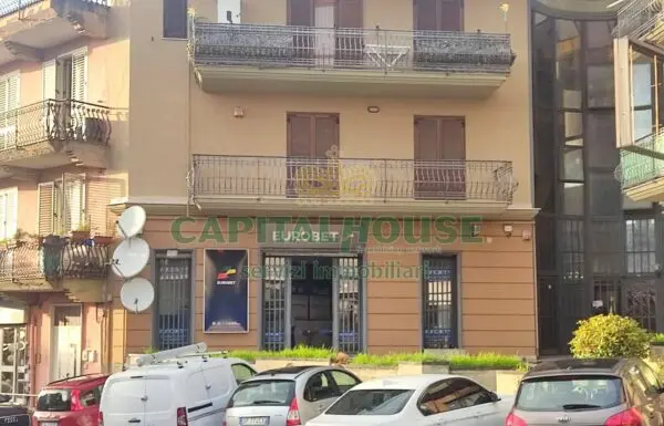 Locale Commerciale via, Taurano