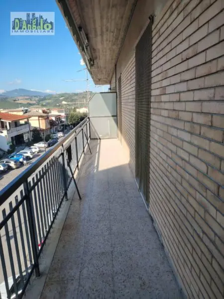 Appartamento viale Iv Novembre 62, Offida