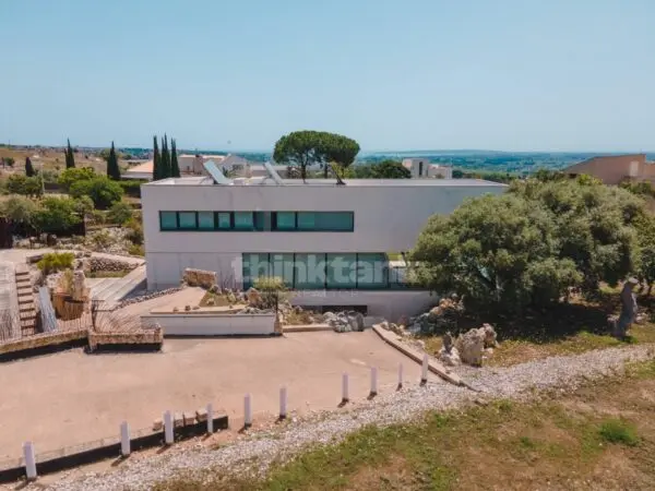 Villa strada Tremmilia Snc, Siracusa