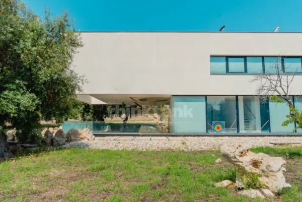 Villa strada Tremmilia Snc, Siracusa