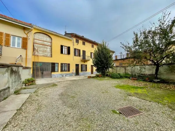 Casa Indipendente via, Alessandria