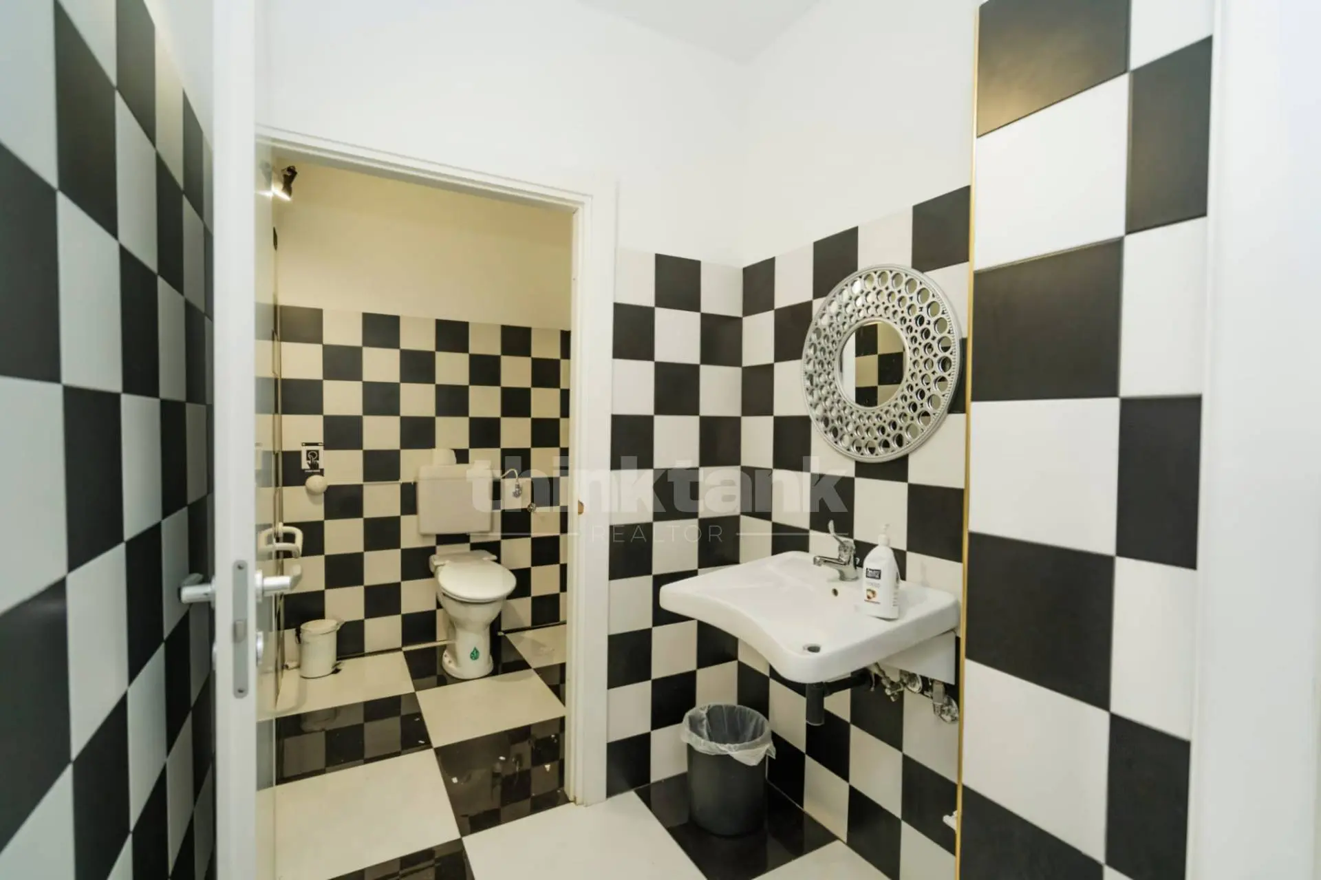 Immagine per Locale Commerciale in vendita a Ragusa Via Archimede snc