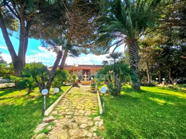 Villa strada Circonvallazione Snc, Vittoria