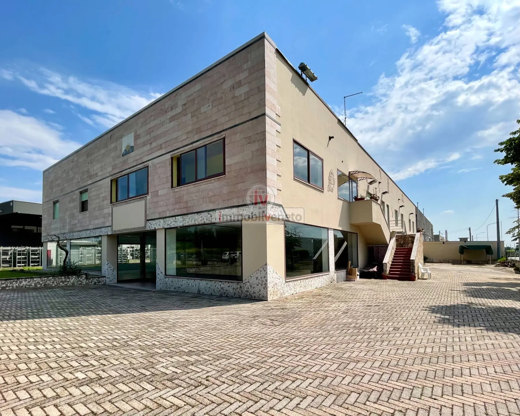 Immagine per Capannone Industriale in vendita a Lonigo VIA ROMA 52