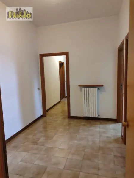 Appartamento via Gramsci 8, Offida