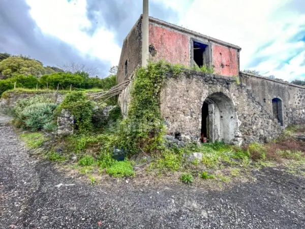 Casa Indipendente via Domenico Nicolosi Snc, Mascali