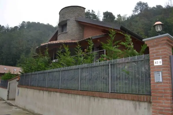Villa strada Rivodora, Villarbasse