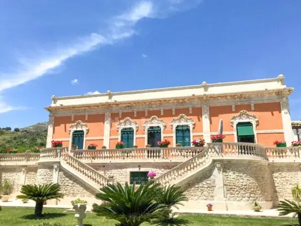 Villa via Crisilio Snc, Avola