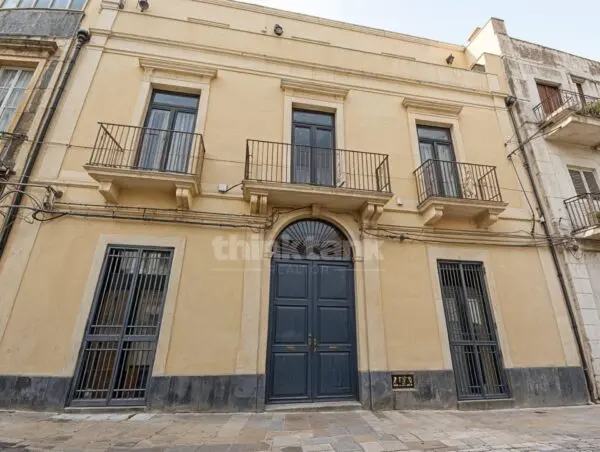 Casa Indipendente via Enrico Campisano Snc, Catania