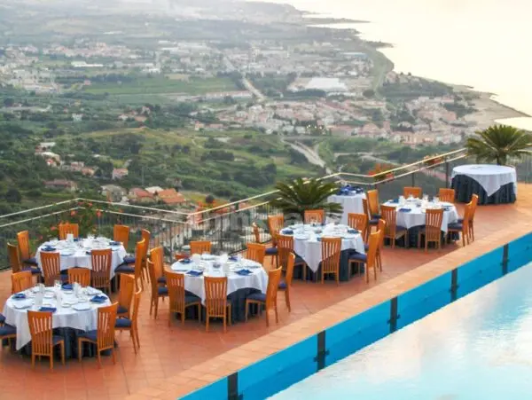 Albergo/Hotel via Libertà Snc, Tropea