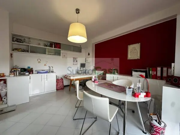 Ufficio viale Abruzzo 20, Chieti