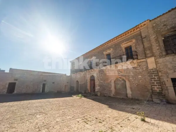 Rustico/Casale via Contrada Scalonazzo Snc, Ragusa