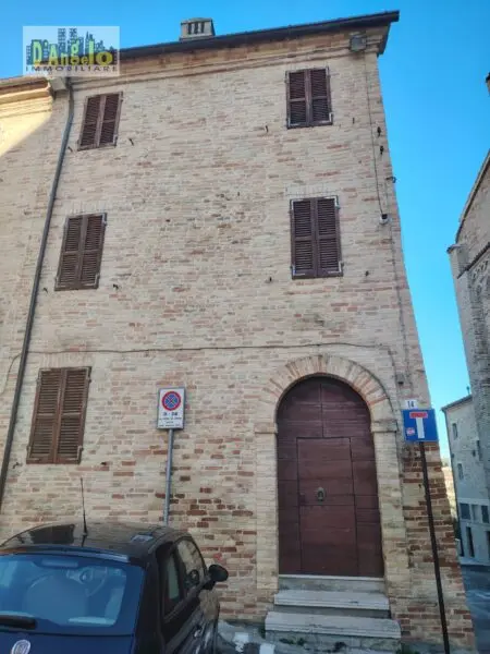 Casa Indipendente piazza Forlini 14, Offida