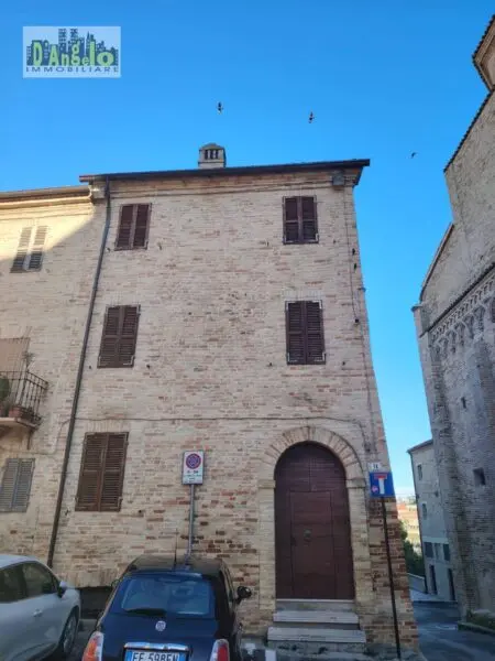 Casa Indipendente piazza Forlini 14, Offida