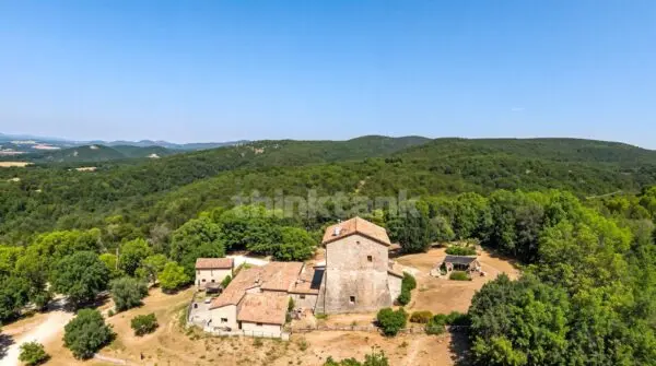 Rustico/Casale via Chiusdino Snc, Siena