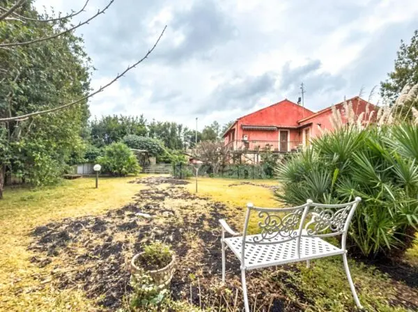 Villa via Ballofuga Snc, Santa Venerina