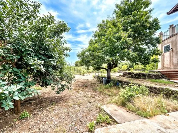 Villa via Vecchiuzzi Snc, Aci Bonaccorsi